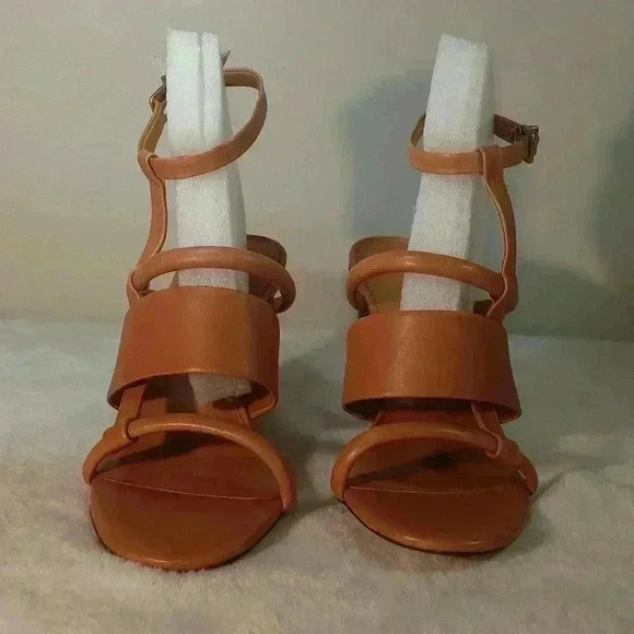 OLLIE GLAD WOMENS LEATHER ANKLE STRAP HEELS - Picture 1 of 7